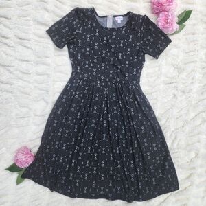 Lularoe "Amelia" Mid-Length dress in Large